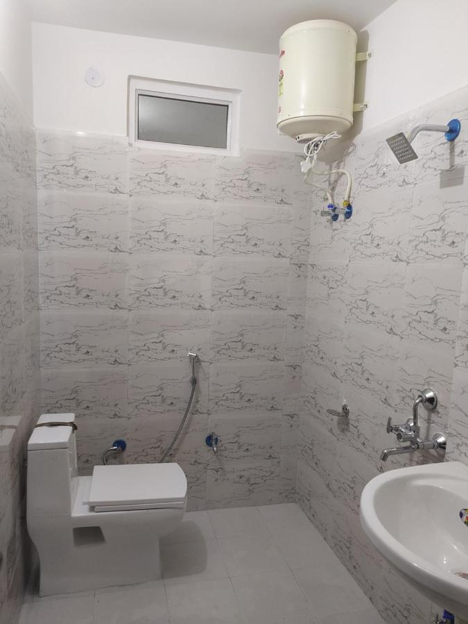 Hotel Royal Central By Akc Hotels Haridwār Екстериор снимка