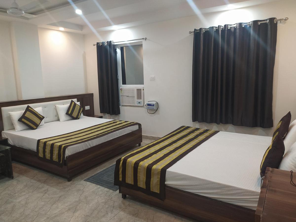 Hotel Royal Central By Akc Hotels Haridwār Екстериор снимка