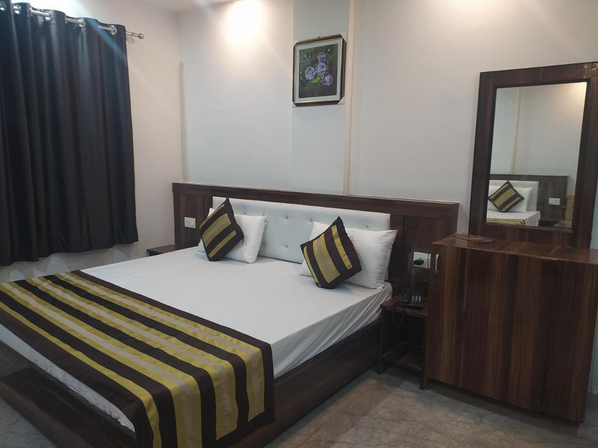 Hotel Royal Central By Akc Hotels Haridwār Екстериор снимка