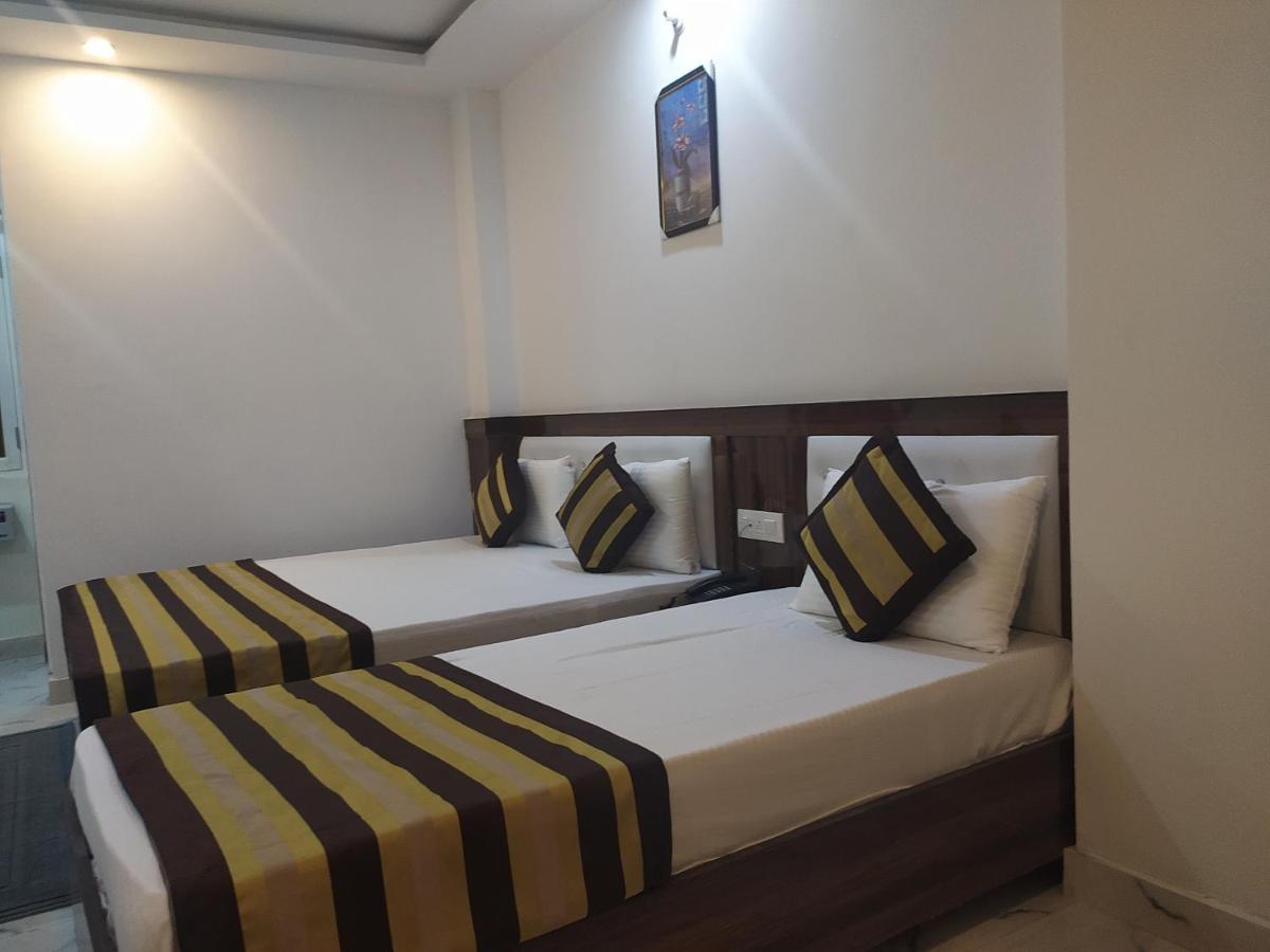 Hotel Royal Central By Akc Hotels Haridwār Екстериор снимка